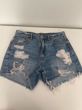 American Eagle jean shorts womens Size 2 (26 Waist) 90s  Boyfriend Short